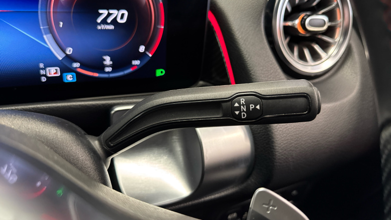 Mercedes-Benz GLB 200 AMG Line Premium 5dr 7G-Tronic Petrol Estate